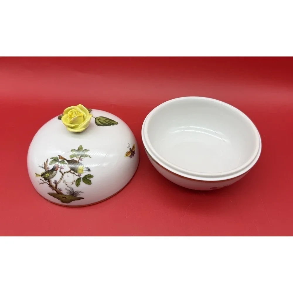 Vintage Herend Queen Victoria Yellow Rose Finial Porcelain Trinket Box